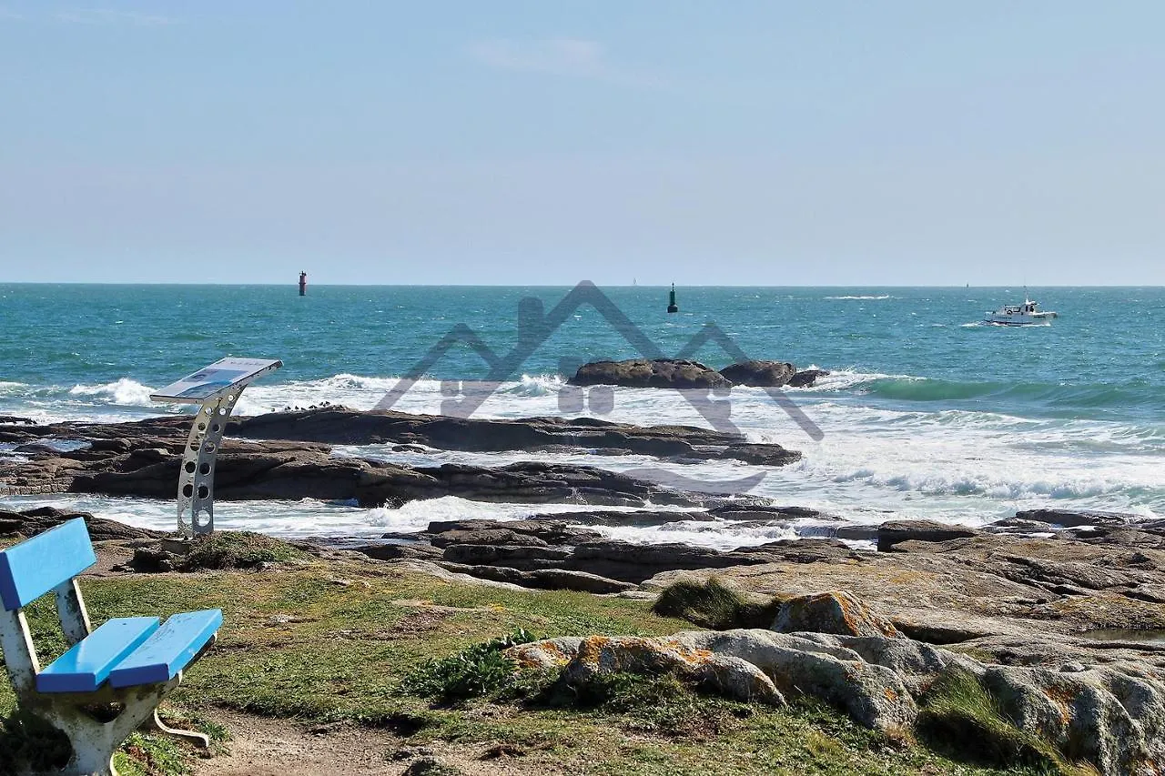 La Maison Du Pecheur: Seaside Retreat with Garden and Wi-Fi Guilvinec Holiday home